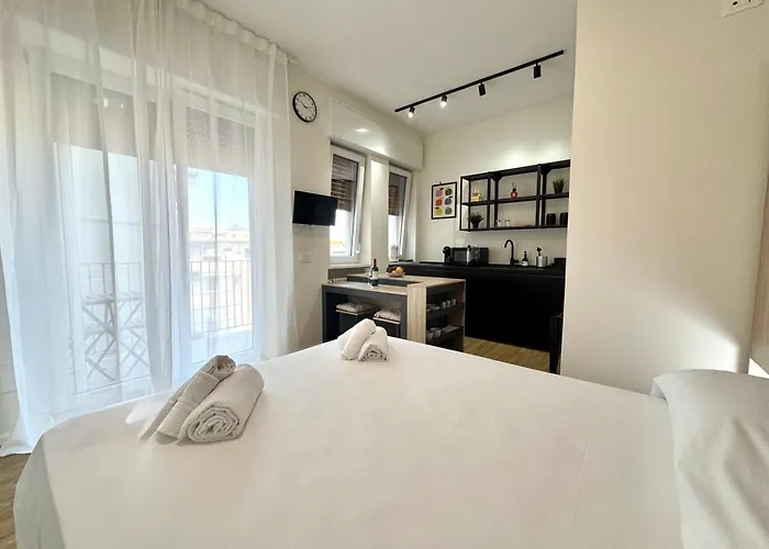 My E Moderno Apartment Bari